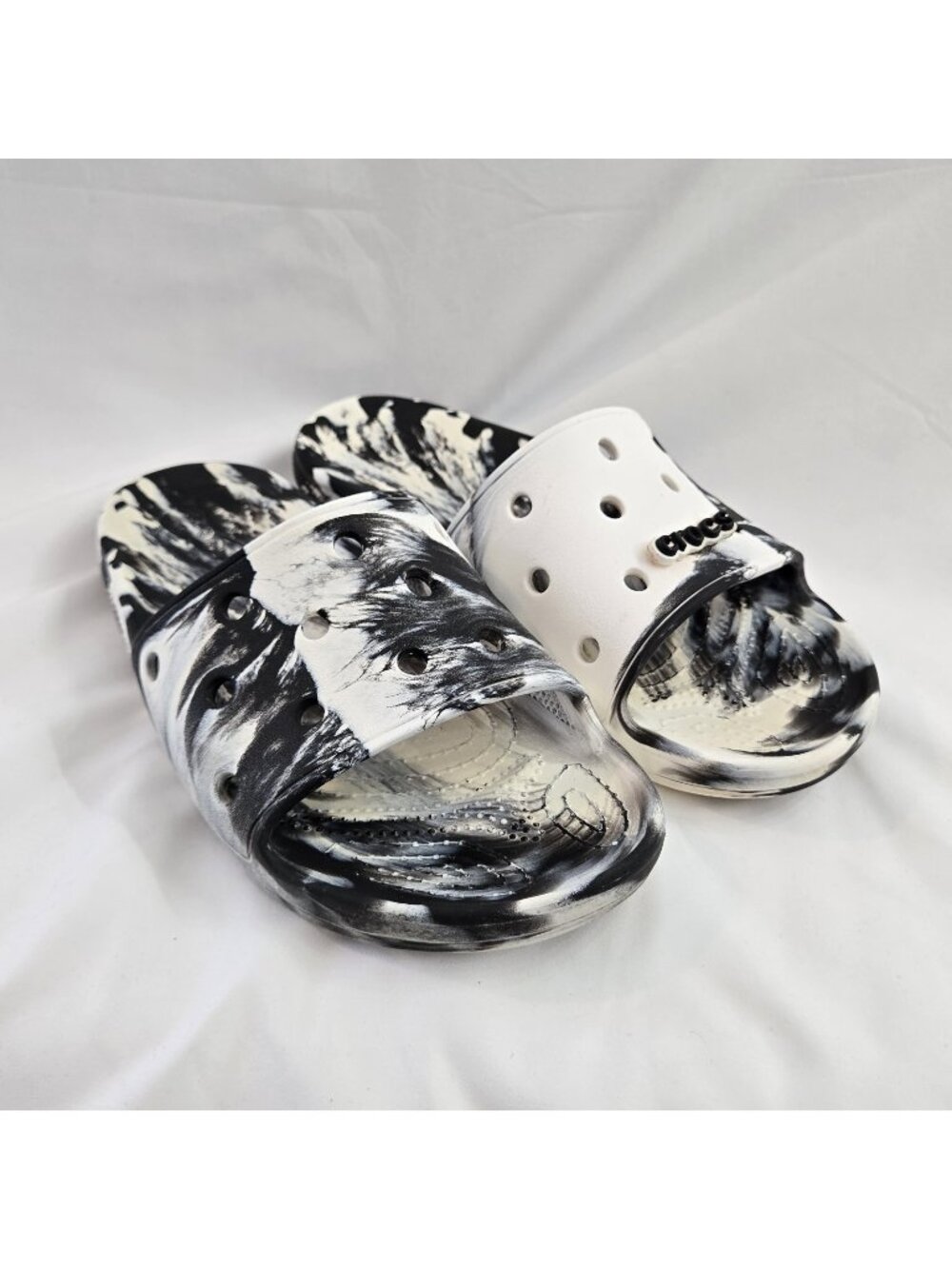 Crocs Classic Marbled Slide Sandals Clog Tie Dye White Black Men's Size 11